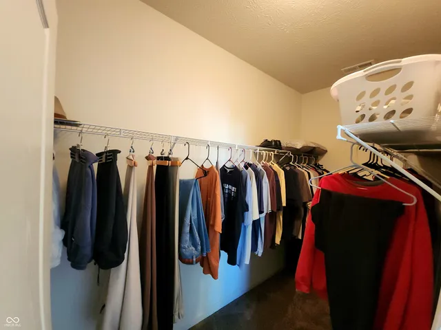 $292,900 | 5108 Silverbell Drive, Plainfield, IN 46168