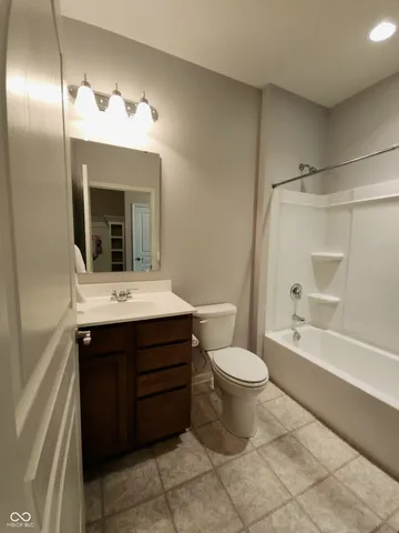 $292,900 | 5108 Silverbell Drive, Plainfield, IN 46168