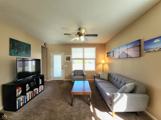 $292,900 | 5108 Silverbell Drive, Plainfield, IN 46168