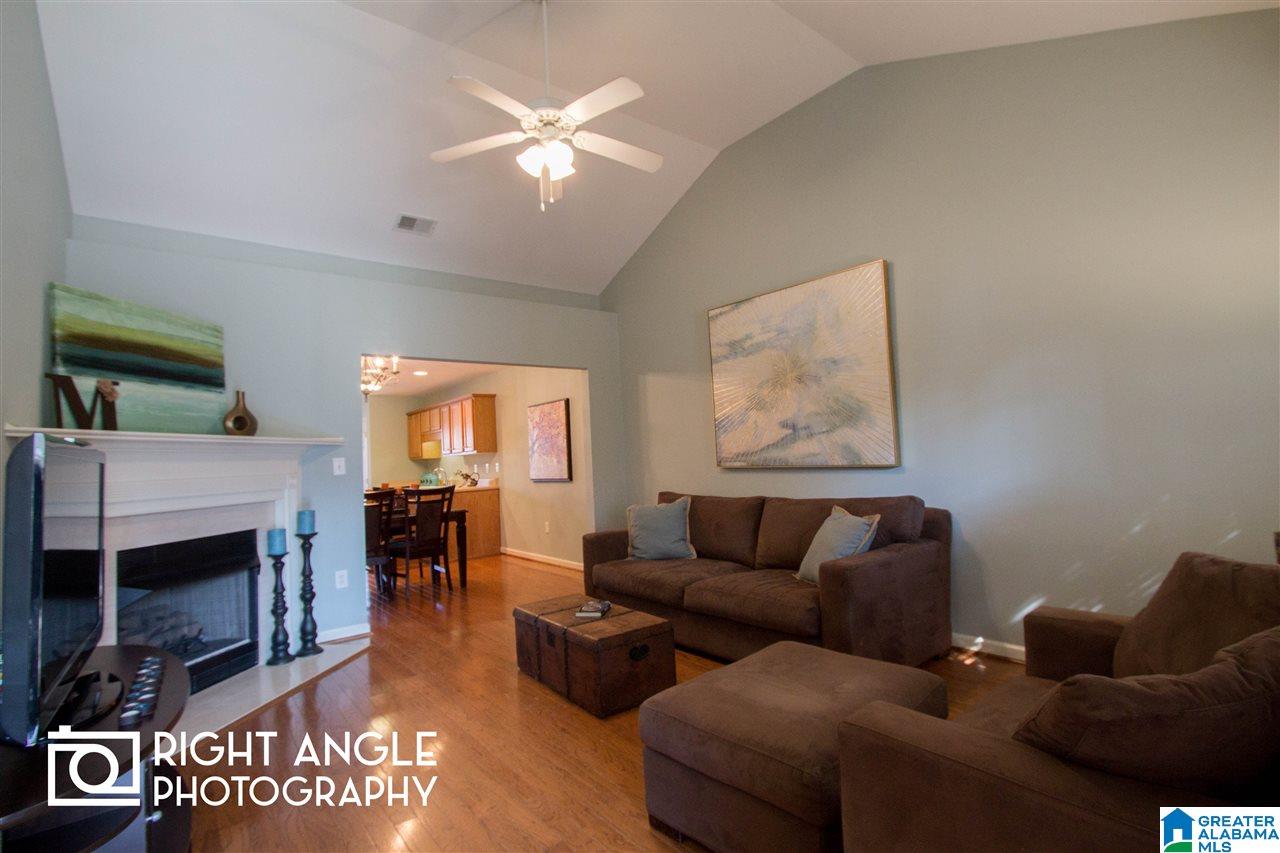 3092 Summit Lane Fultondale, AL 35068 - Photo 2 of 34