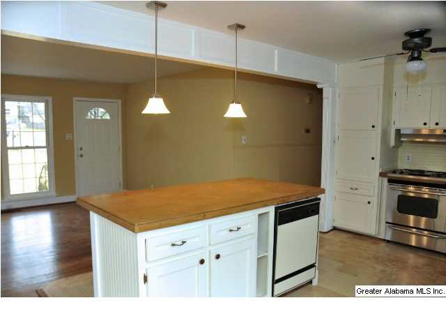 117 8th Place Pleasant Grove, AL 35127 - Photo 3 of 14