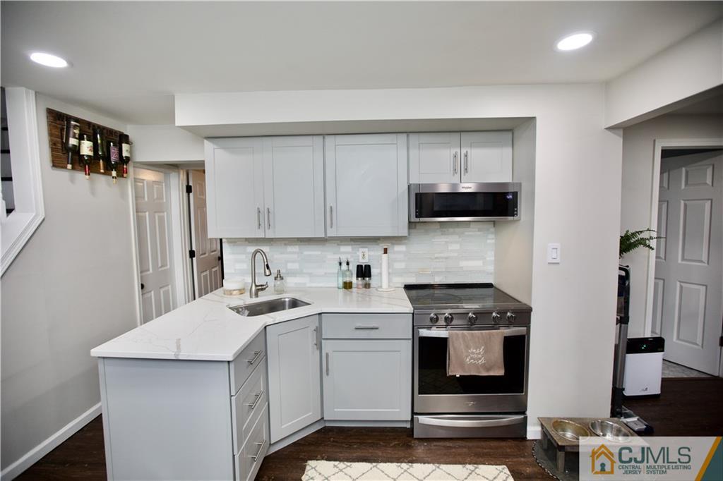 468 East Greystone Road Old Bridge, NJ 08857 - Photo 19 of 44 Gallery Image 19