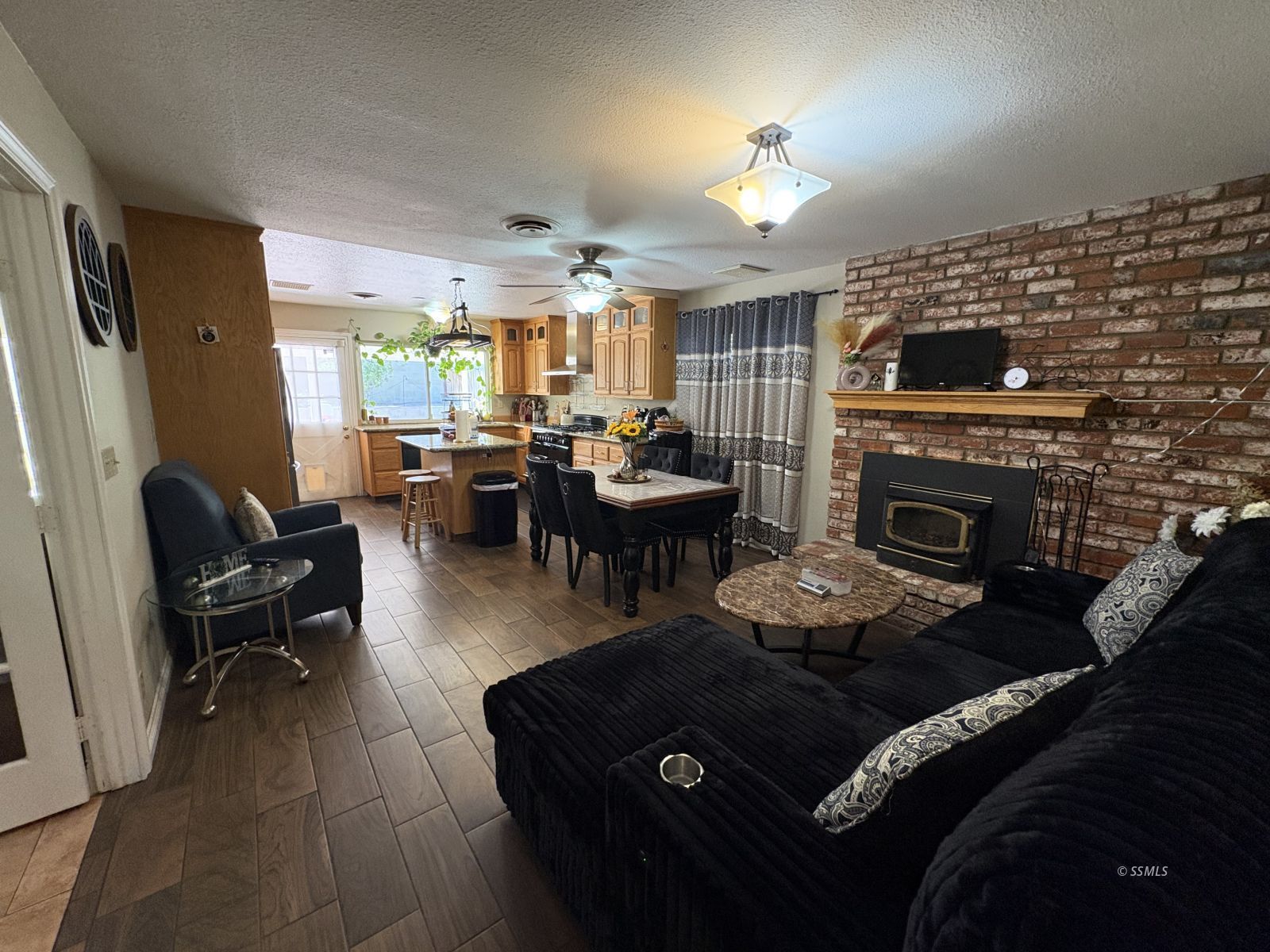 1008 Sherri Street Ridgecrest, CA 93555 - Photo 4 of 31