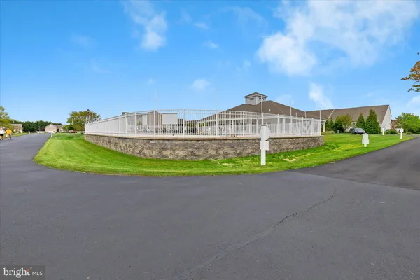 $325,000 | 32271 Pelican Court, Millsboro, DE 19966