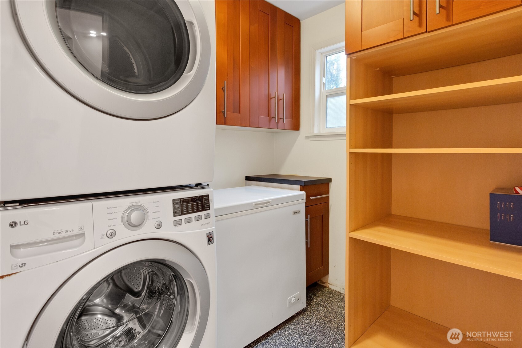 1316 Southwest 116th Street Seattle, WA 98146 - Photo 13 of 26