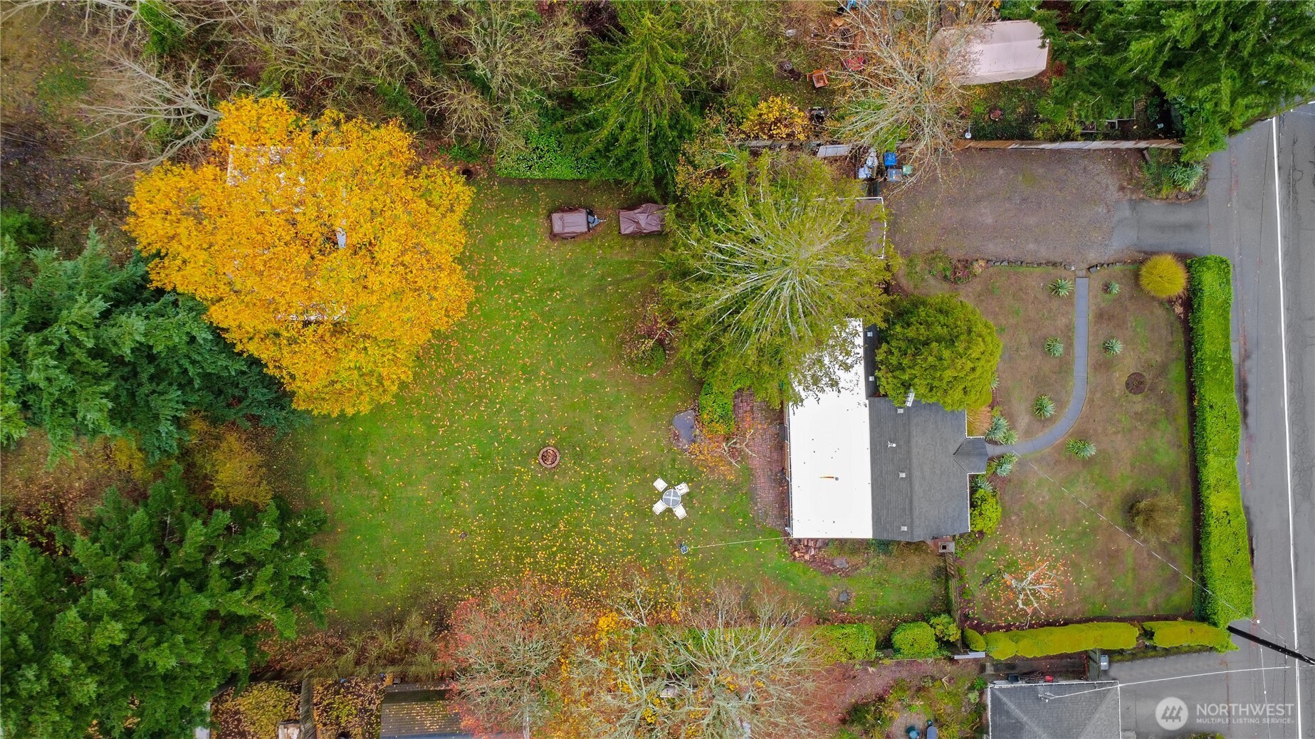 1316 Southwest 116th Street Seattle, WA 98146 - Photo 24 of 26