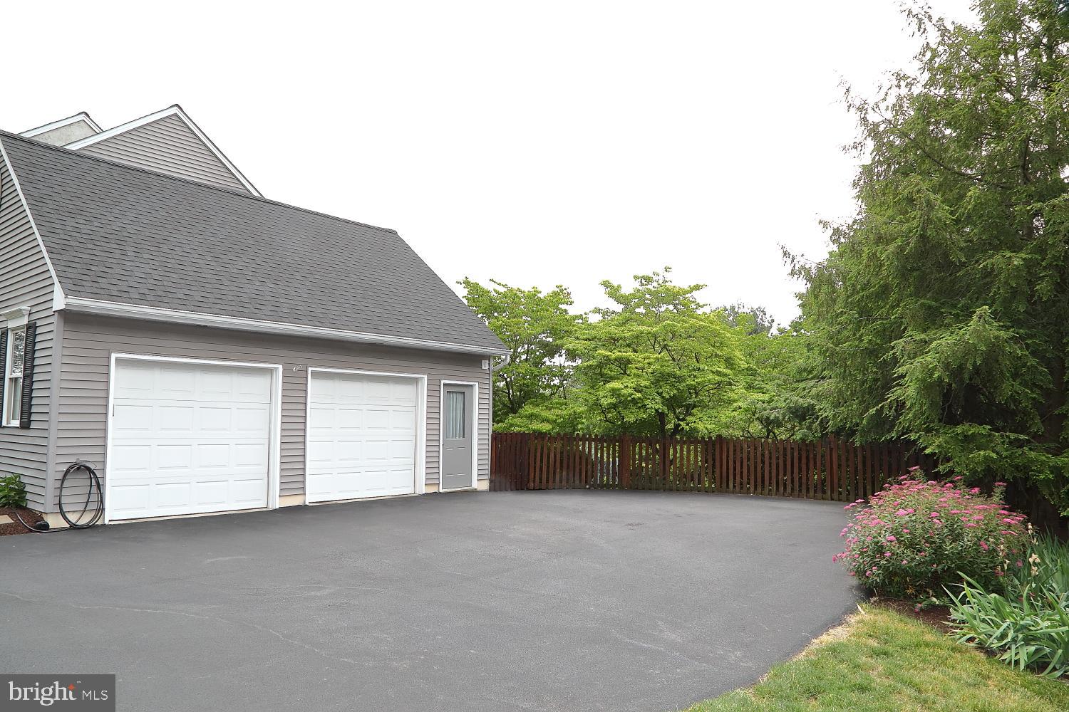 2516 Nolt Road Lancaster, PA 17601 - Photo 5 of 70