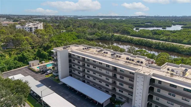 $199,900 | 8198 Terrace Garden Drive North, Unit 304, St. Petersburg, FL 33709