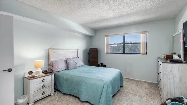 $199,900 | 8198 Terrace Garden Drive North, Unit 304, St. Petersburg, FL 33709