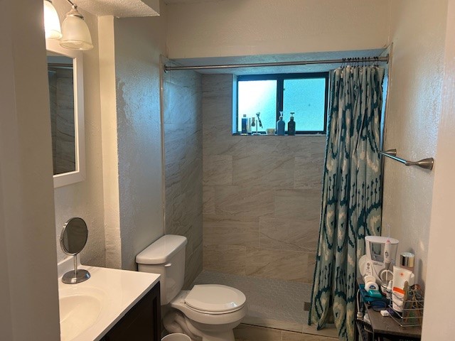 9615 Colleen Road Houston, TX 77080 - Photo 13 of 18 BATHROOM 2