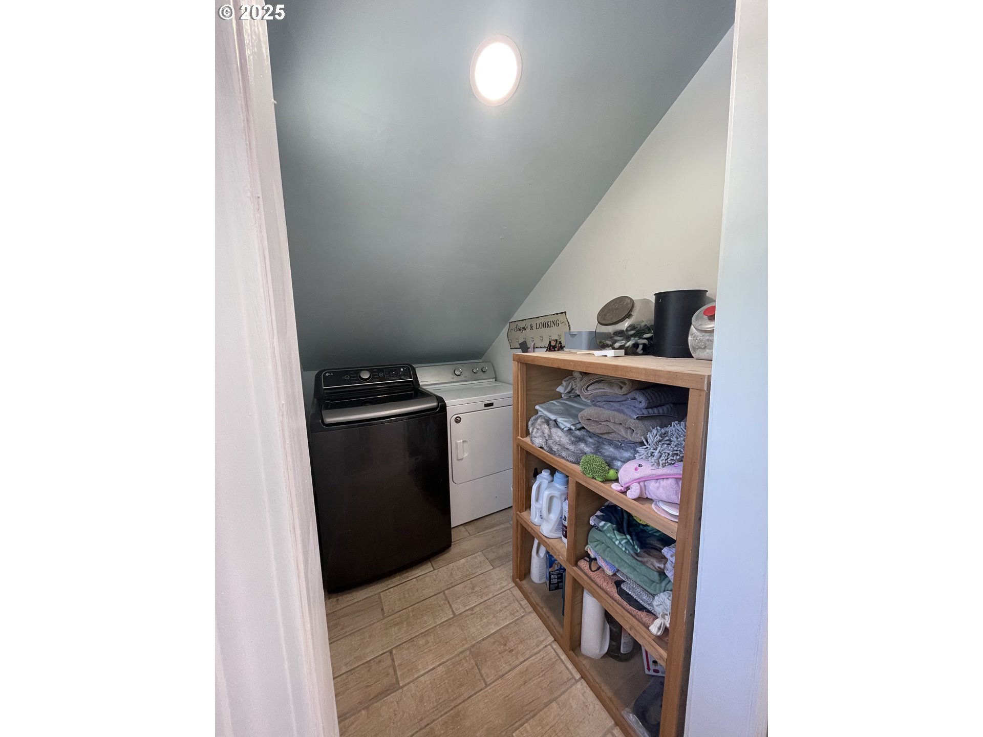 53621 Weekly Creek Road Myrtle Point, OR 97458 - Photo 15 of 34