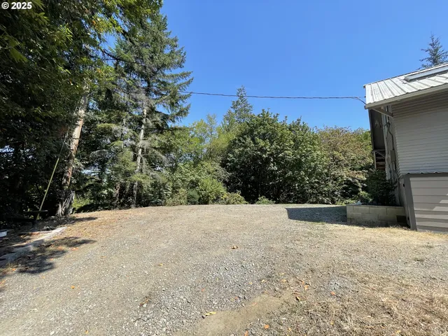 $334,900 | 53621 Weekly Creek Road, Myrtle Point, OR 97458