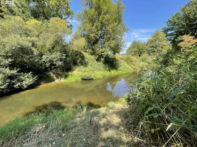 $334,900 | 53621 Weekly Creek Road, Myrtle Point, OR 97458