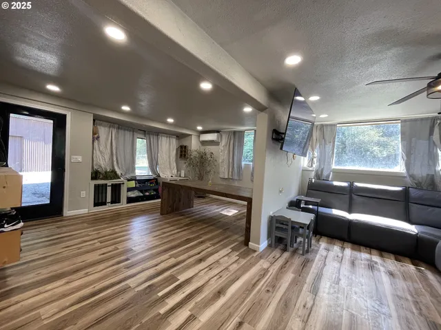 $334,900 | 53621 Weekly Creek Road, Myrtle Point, OR 97458