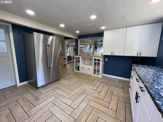 $334,900 | 53621 Weekly Creek Road, Myrtle Point, OR 97458