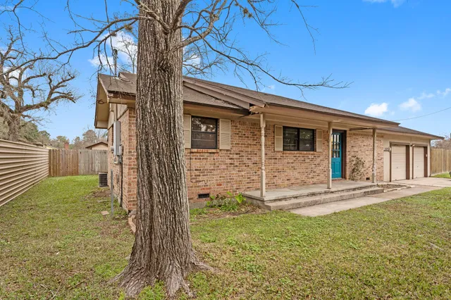 $1,700 | 26789 Hanna Road, Oak Ridge North, TX 77385