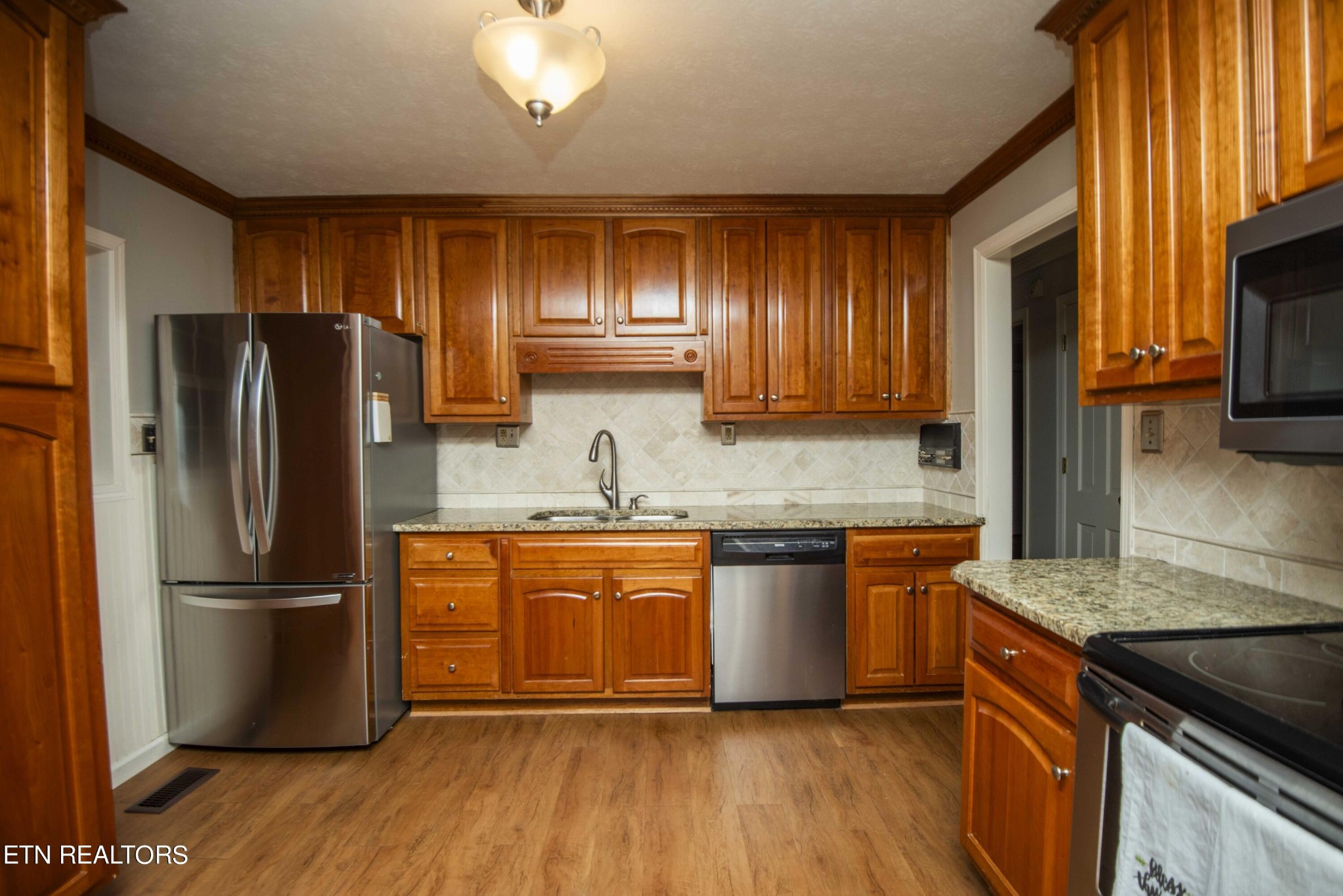 412 Farmer's Hollow Road Clinton, TN 37716 - Photo 18 of 51