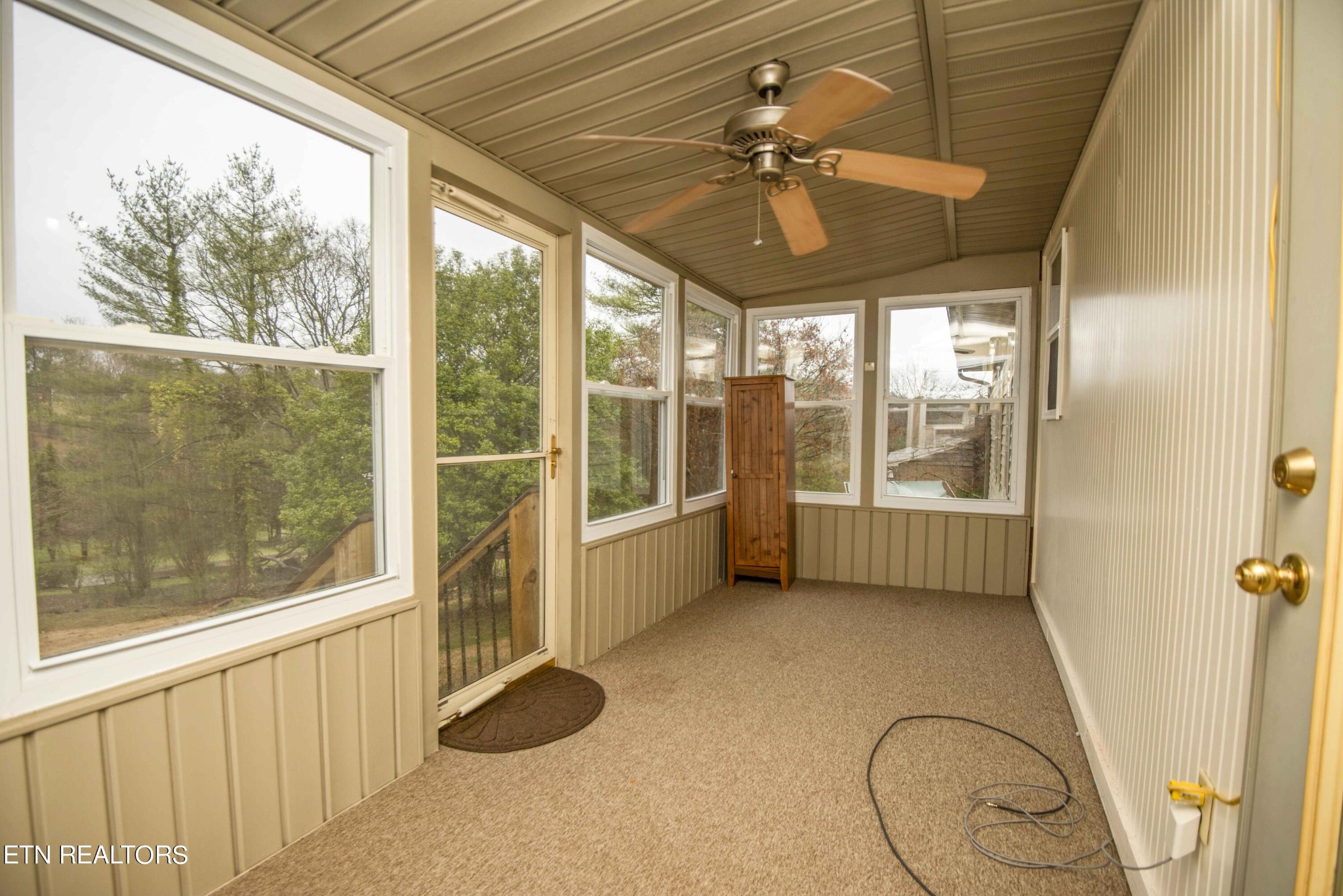 412 Farmer's Hollow Road Clinton, TN 37716 - Photo 36 of 51