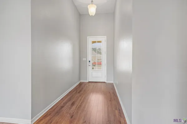 $300,000 | 13440 Larch Court, Denham Springs, LA 70726