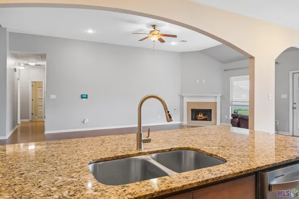$300,000 | 13440 Larch Court, Denham Springs, LA 70726