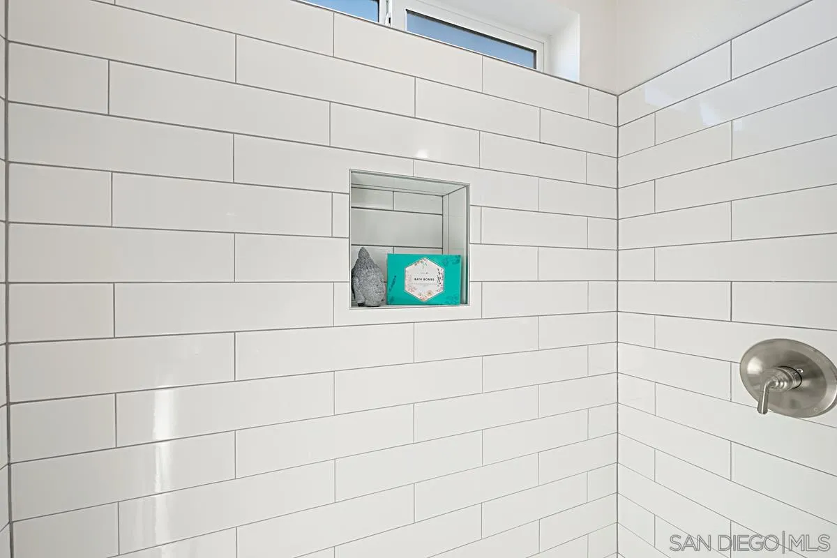 1120 East Mission Road, Unit 7 Fallbrook, CA 92028 - Photo 18 of 24 a bathroom with a shower