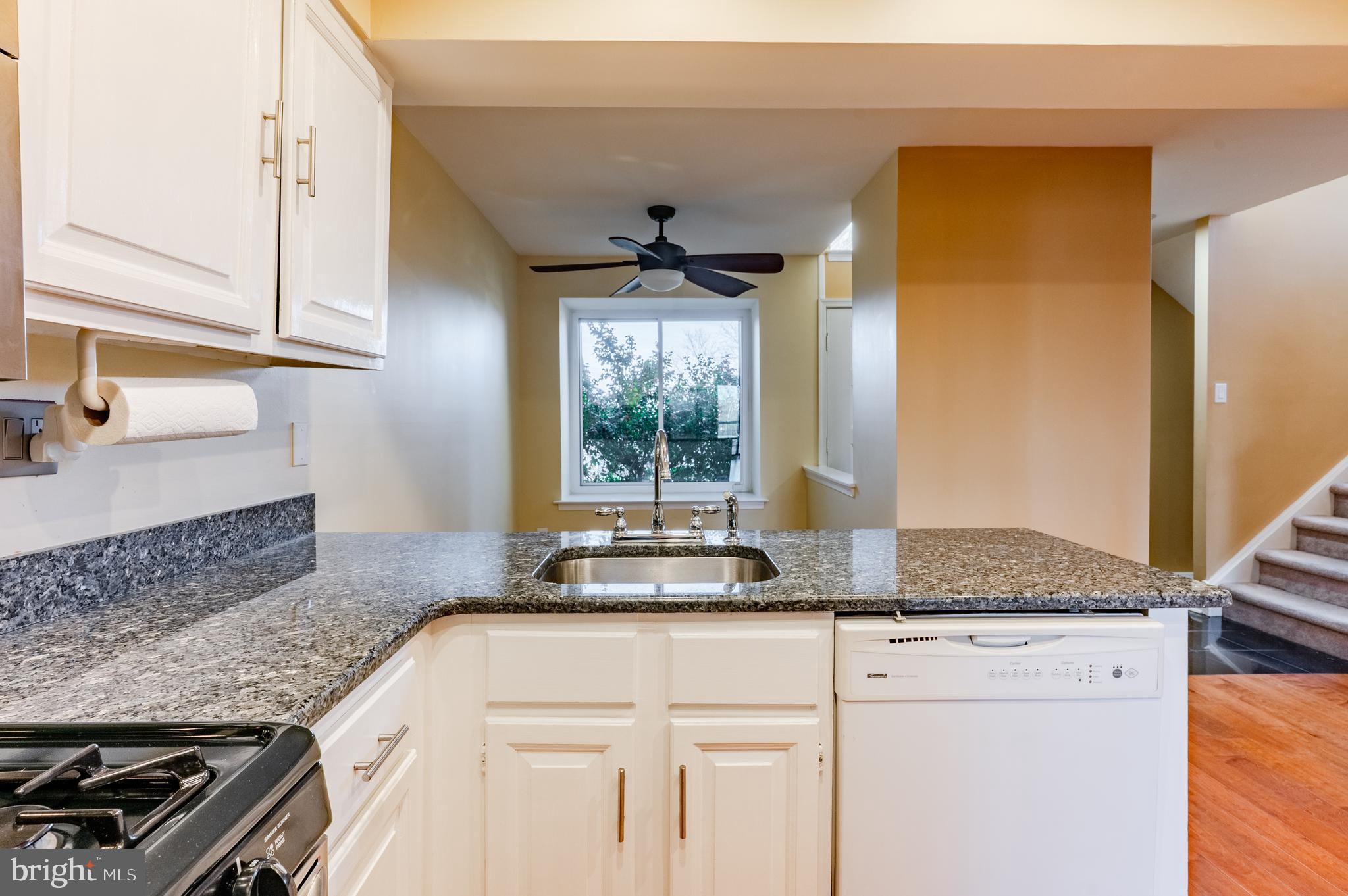 2400 Honey Run Road Ambler, PA 19002 - Photo 8 of 45 Breakfast area