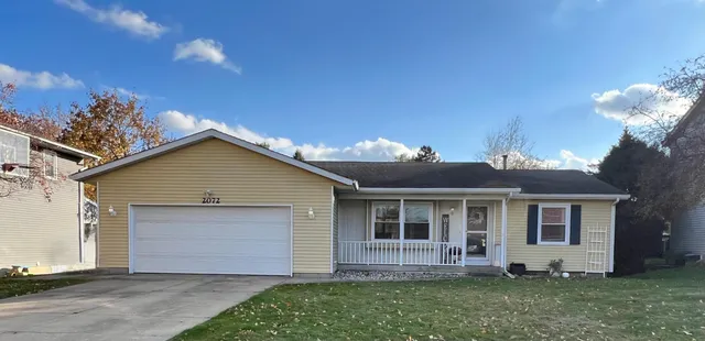 $360,000 | 2072 Oak Hollow Drive, Jenison, MI 49428