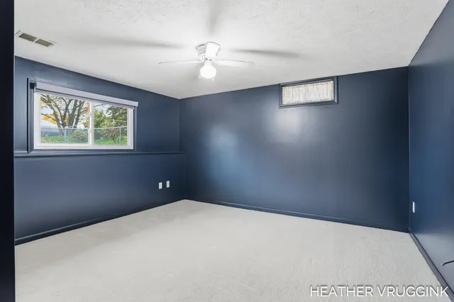 $360,000 | 2072 Oak Hollow Drive, Jenison, MI 49428