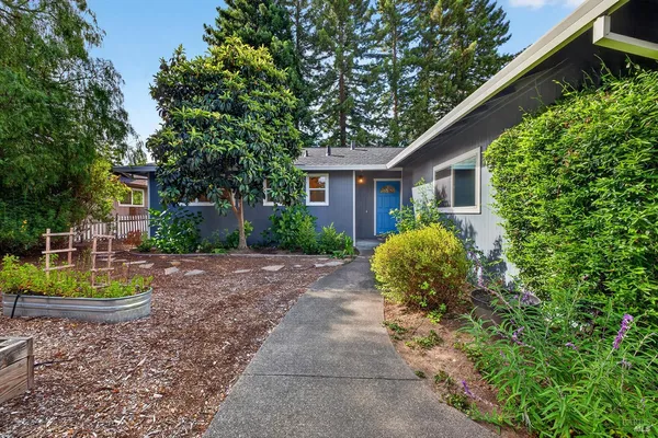 $935,000 | 8135 Valentine Avenue, Sebastopol, CA 95472