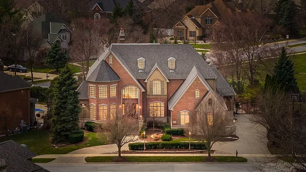 $1,857,000 | 10224 Cherrywood Lane, Munster, IN 46321