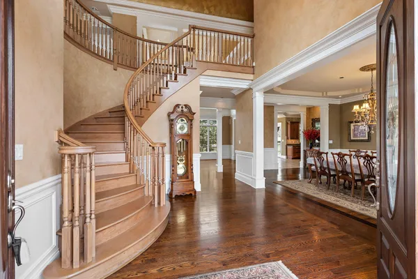 $1,857,000 | 10224 Cherrywood Lane, Munster, IN 46321