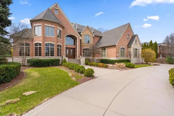 $1,857,000 | 10224 Cherrywood Lane, Munster, IN 46321