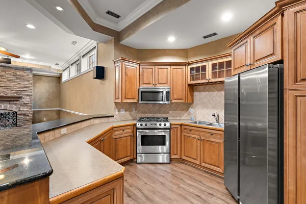 $1,857,000 | 10224 Cherrywood Lane, Munster, IN 46321