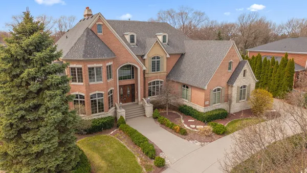 $1,857,000 | 10224 Cherrywood Lane, Munster, IN 46321