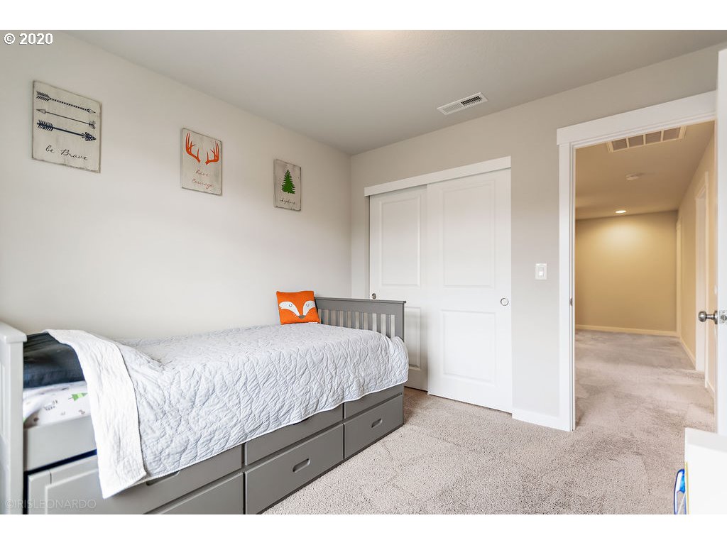 16906 Northeast 18th Avenue Ridgefield, WA 98642 - Photo 31 of 32 Gallery Image 31