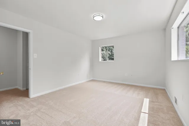 $239,000 | 10626 Weymouth Street, Unit 204, Bethesda, MD 20814