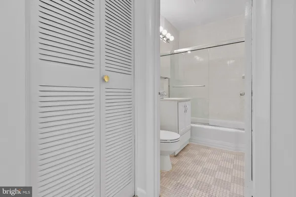 $227,900 | 10626 Weymouth Street, Unit 204, Bethesda, MD 20814