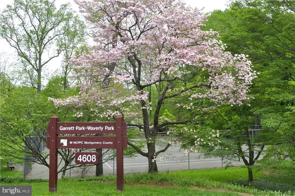 $227,900 | 10626 Weymouth Street, Unit 204, Bethesda, MD 20814