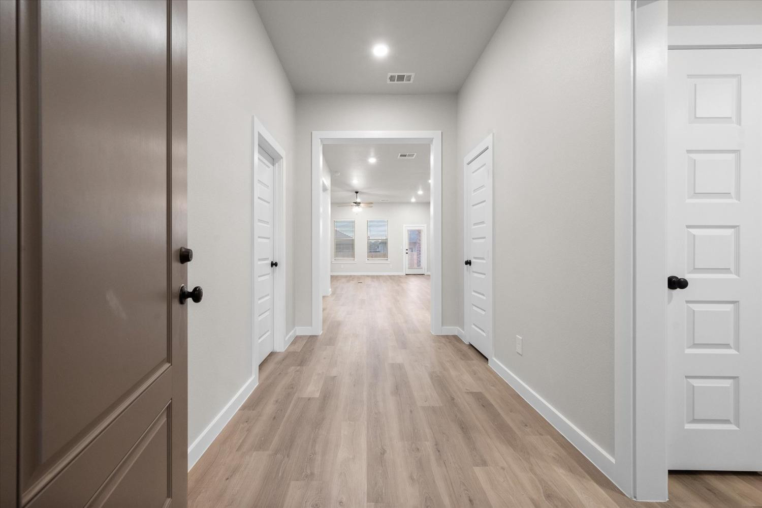 2011 141st Street Lubbock, TX 79423 - Photo 2 of 27 Photo 2