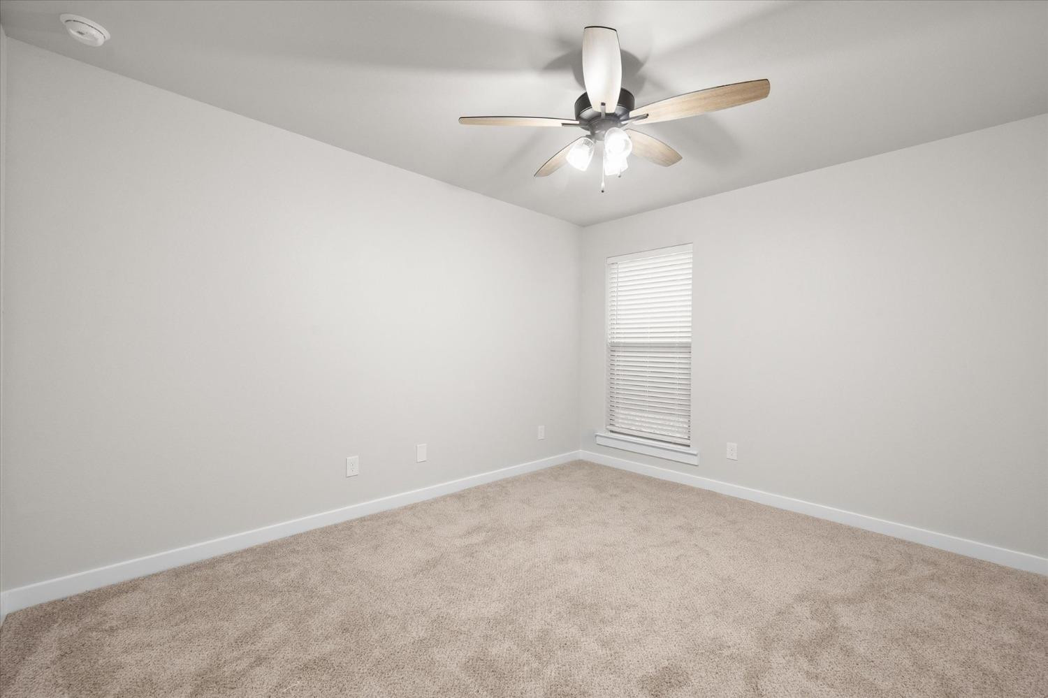 2011 141st Street Lubbock, TX 79423 - Photo 21 of 27 Photo 21
