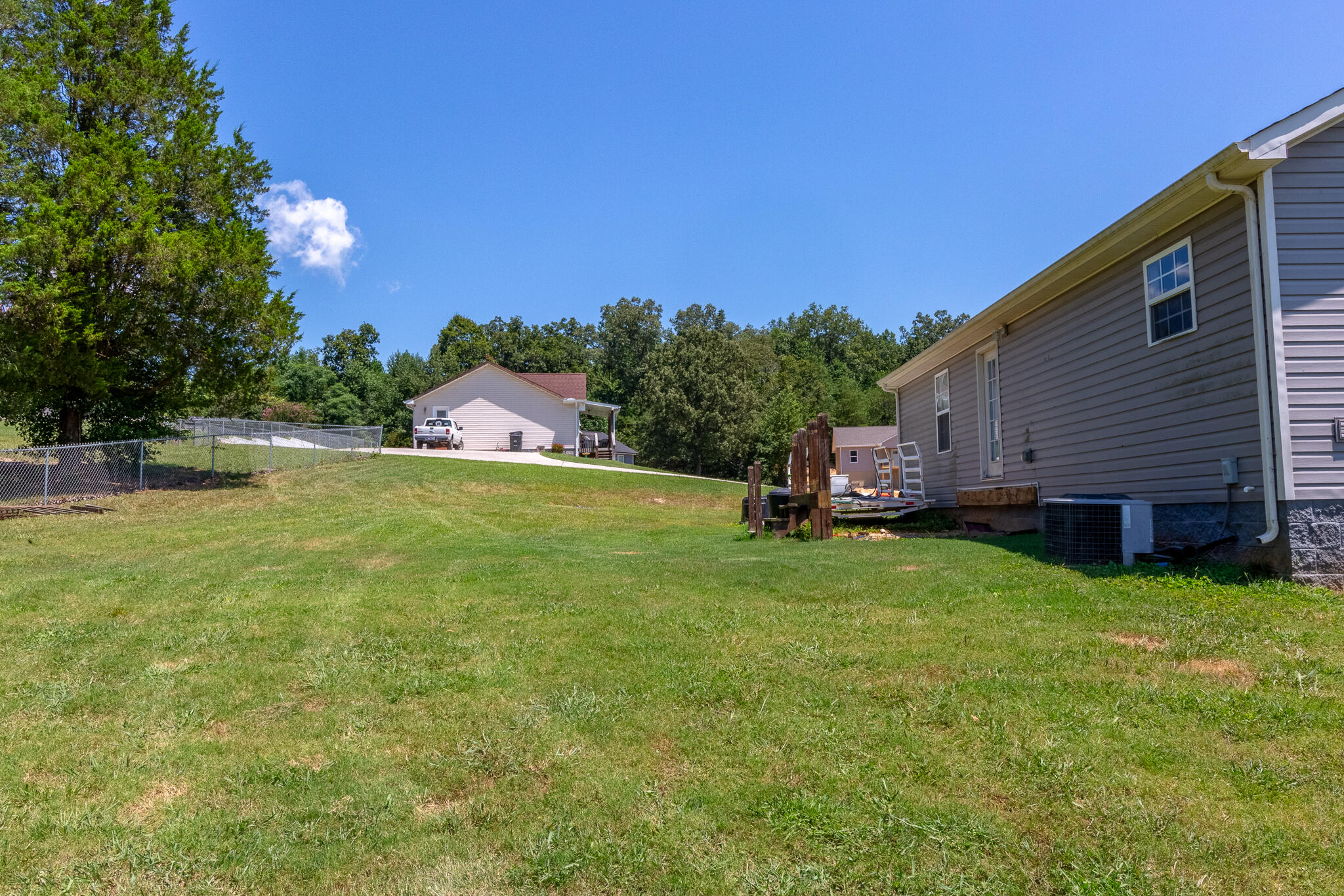 155 Oak View Drive Jasper, TN 37347 - Photo 25 of 27 26