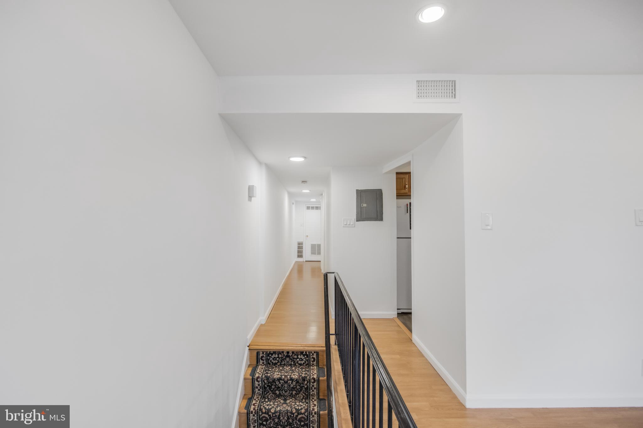 814 11th Street Northeast, Unit A Washington, DC 20002 - Photo 13 of 22 Hallway