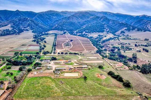 $4,925,000 | 844 River Road, Salinas, CA 93908