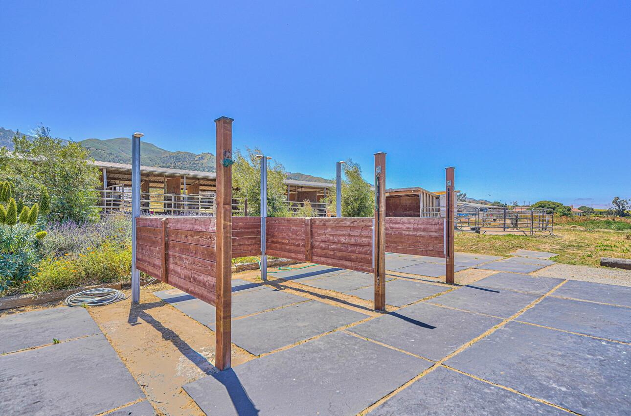 844 River Road Salinas, CA 93908 - Photo 22 of 77