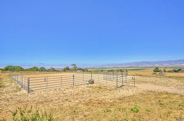 $3,695,000 | 844 River Road, Salinas, CA 93908