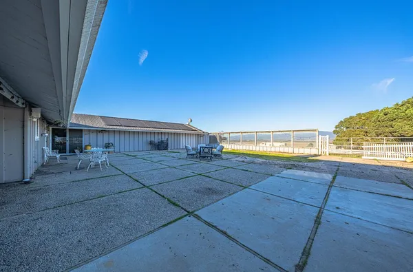 $3,695,000 | 844 River Road, Salinas, CA 93908