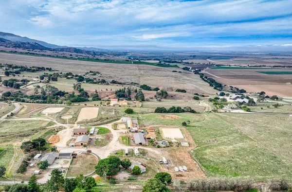 $3,695,000 | 844 River Road, Salinas, CA 93908
