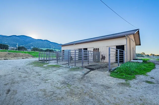$4,925,000 | 844 River Road, Salinas, CA 93908