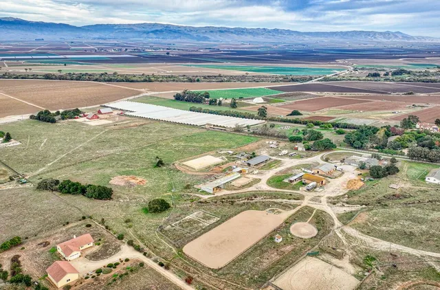 $4,925,000 | 844 River Road, Salinas, CA 93908