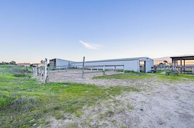 $4,925,000 | 844 River Road, Salinas, CA 93908